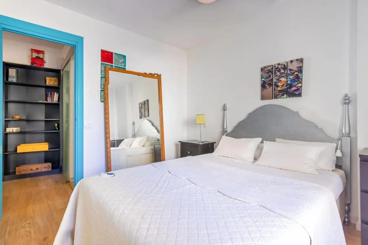 Colours Apartment And Garage Historical Center 4 Pax Seville Spain